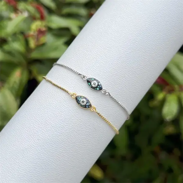 Wholesale Classic Elegant Style Shell Devil's Eye Oval Bracelet Fashion High-end Copper Plated 18K Gold Versatile Daily Wear Zircon Vacuum Plating (Fired In Furnace)