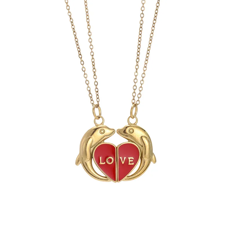 Wholesale Sweet Couple Necklaces For Valentine’s Day Featuring Heart Shape Design In Titanium Steel, 1 Pair, Golden