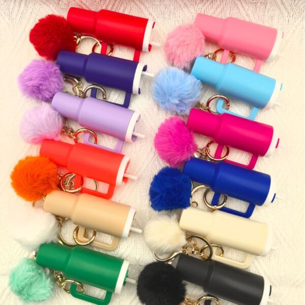 oly-5e45123a4f040b98c5624a5ce3775a47 Wholesale Mini Stanley Stanley Keychain Hair Ball Flower Exclusive Charm Excellent Accessories