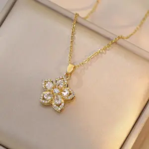 X1310 White Bauhinia 11 Zircon Necklace