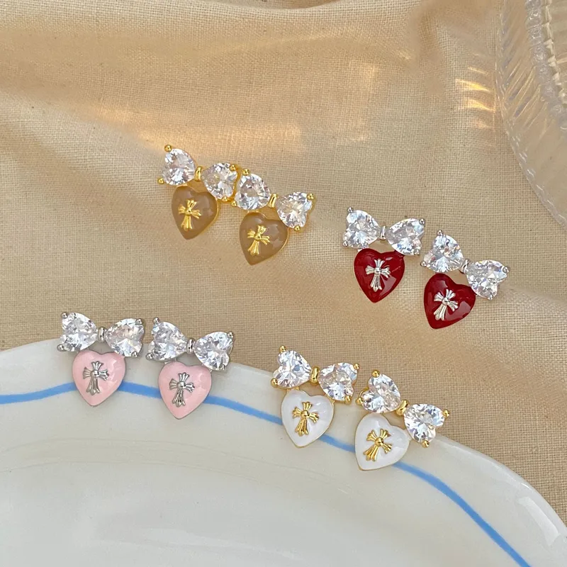 Wholesale Fashionable Mini Heart Butterfly Knot Cross Earrings Personality Sweet Cool Style Copper Material Star Pattern Jewelry Accessories