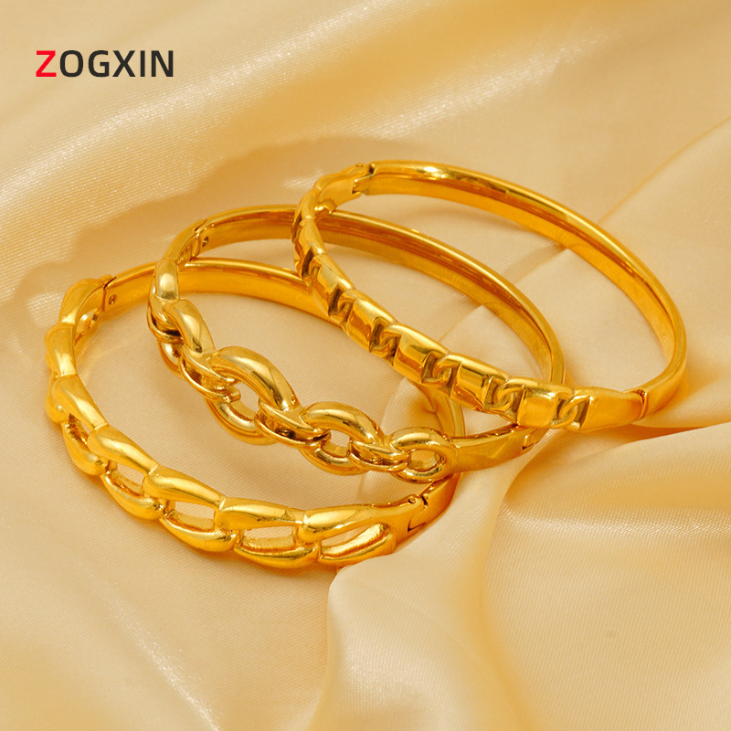 Wholesale Cross-border vacuum plating non-fading titanium steel bracelet female niche all-match irregular light luxury high-end buckle bracelet