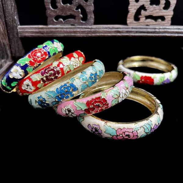 Wholesale Factory direct explosions cloisonne vintage jewelry bracelet alloy national style cartoon plating open bracelet