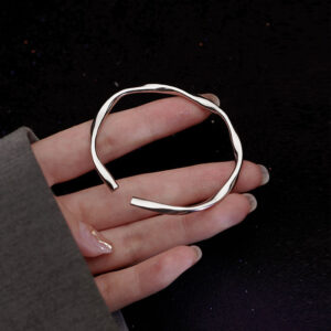 Wholesale 925 Sterling Silver Bracelet Mobius High-end Niche Light Luxury Simple Fashion Plain Ring Jewelry Bracelet Bracelet for Women