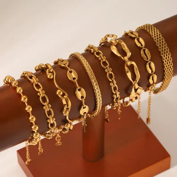 Wholesale PVD Coated 18K Gold Real Gold Plated Geometric 304 Stainless Steel Simple Style Waterproof Non Tarnish 304 Stainless Steel Lobster Trigger Clasp Closure Chain Bracelet