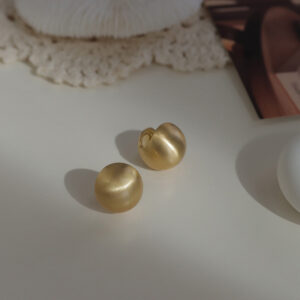 [Gold] a pair