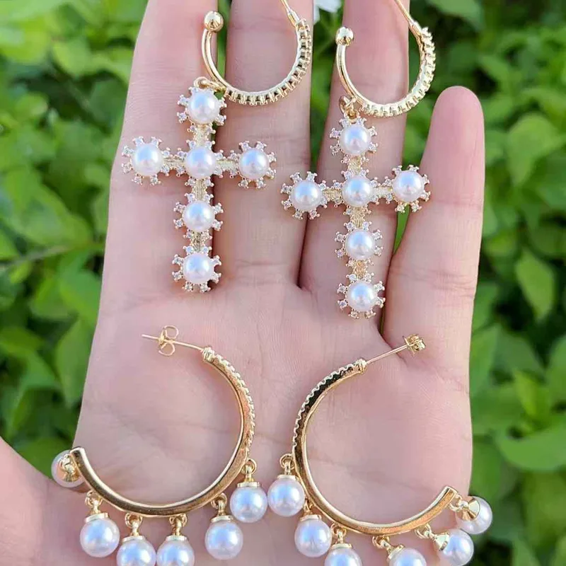 Wholesale 1 Pair/Package Modern Style Simple Style Cross Semicircle Polishing Copper Acrylic Pearl 18K Gold Plated Drop Earrings Ear Studs