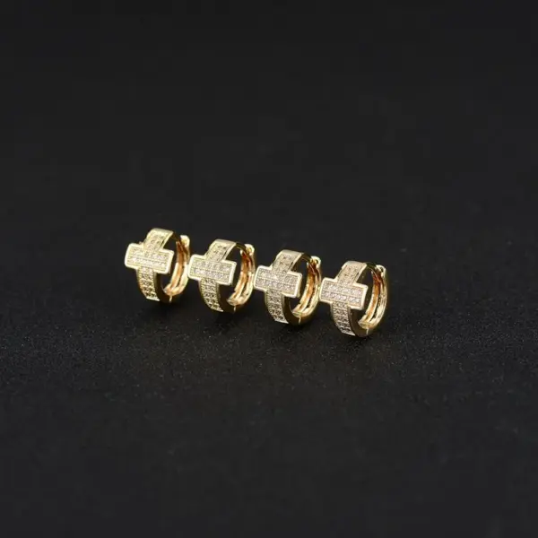 Wholesale Unisex Cross Earrings For Everyday Wear Featuring Electroplated Finish And Copper Ear Pins With Zircon Inlay