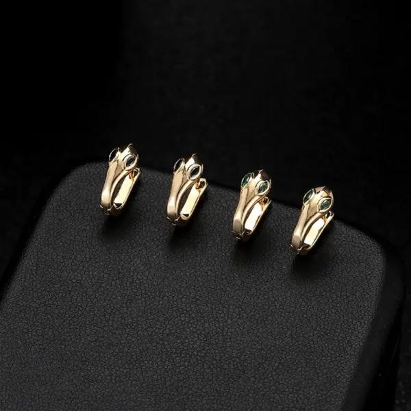 Wholesale Snake Pattern Copper Earrings For Women With Electroplated Gold Plating And Gem Inlay