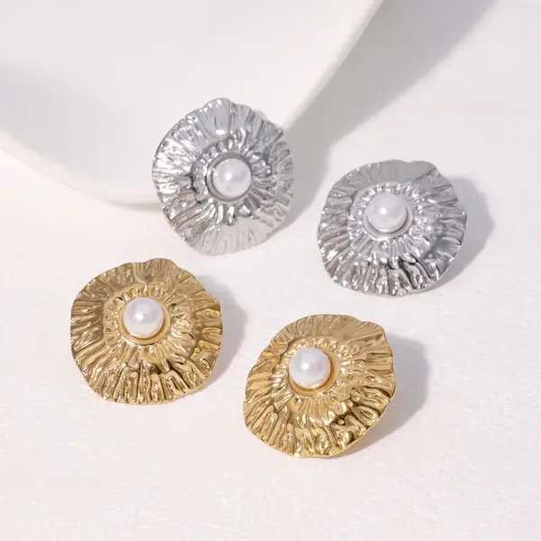 Wholesale PVD Coated Real Gold Plated 18K Gold Irregular 304 Stainless Steel Elegant Sweet Simple Style Waterproof Non Tarnish Ear Studs