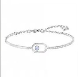 Round platinum blue bracelet