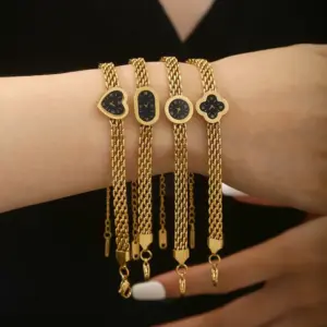 Wholesale Geometric Waterproof Non Tarnish Bracelets For Women In 304 Stainless Steel With 18K Gold Plated PVD Coated Woven Chain