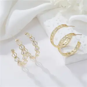 Wholesale C Shape Stud Earrings For Women In Copper With Zircon Inlay And 925 Sterling Silver Posts, New Style