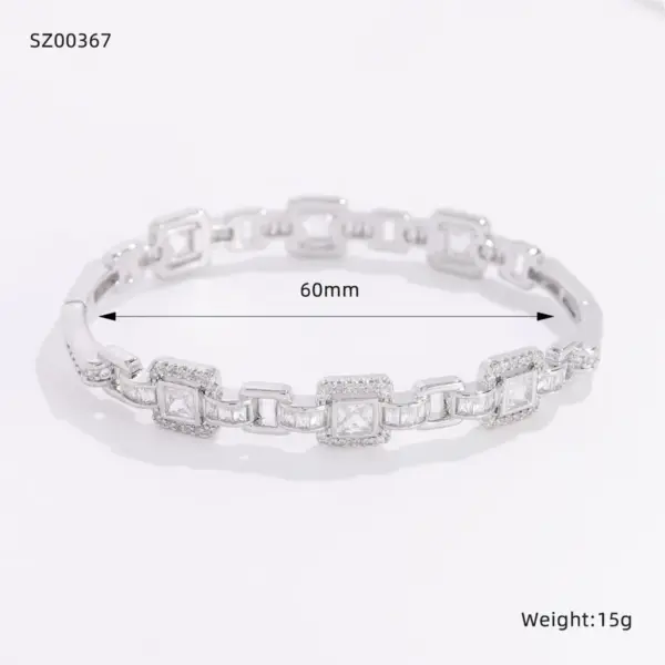 Wholesale Geometric Electroplated Copper Bangle For Women With Zircon Inlay And Water Plating Gold Process