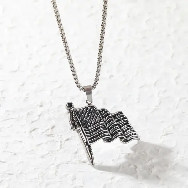 Wholesale Zhuoxuan American Flag Brooch Diamond Inlaid Geometric Stainless Steel Pendant Necklace Suitable For Men And Women