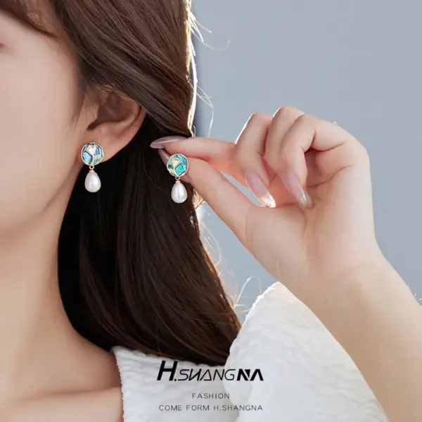 Wholesale Rose Stud Earrings For Women With 925 Sterling Silver Posts, Electroplated Copper And Shell Inlay