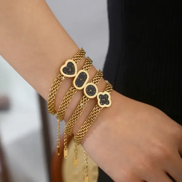 Wholesale Geometric Waterproof Non Tarnish Bracelets For Women In 304 Stainless Steel With 18K Gold Plated PVD Coated Woven Chain