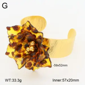 Multi-layered Flower Bracelet / Adjustable Opening / 1 Pcs/pack