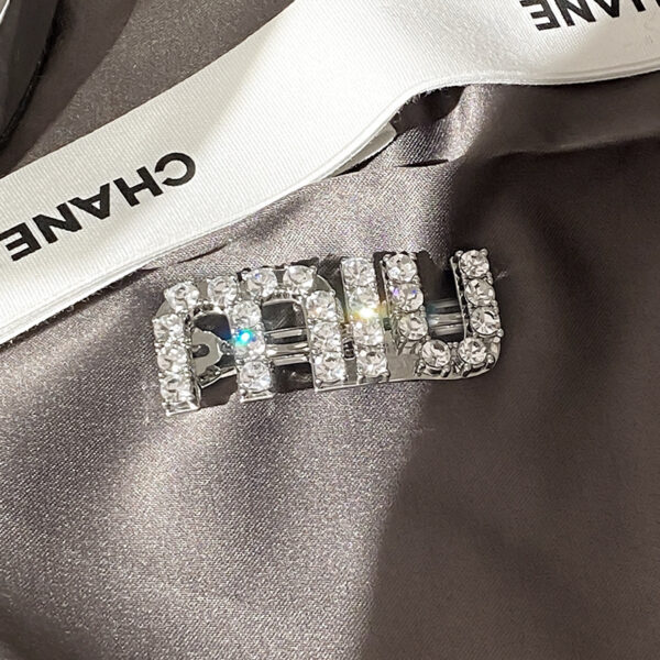oly-630eef8d94fbf2785132a5a96f5f3d5b Wholesale rhinestone hairpin clip letter Miao Miao temperament full diamond bangs clip back head hair accessories