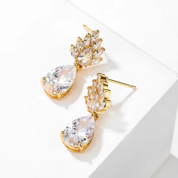 Wholesale RAKOL New Copper Inlaid AAA Grade Waterdrop Zircon Earrings Women Elegant Bride Wedding Dress Accessory Luxury Style