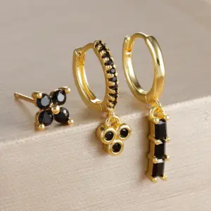 E1640 Gold - Black, Three Pieces as a Set