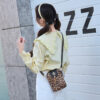 oly-65534f17571728212f13eb9c0d33a377 Wholesale Vertical small bag, retro color-blocked crossbody bag, leopard print tassel phone bag
