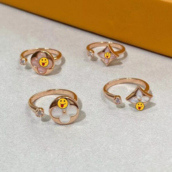 Wholesale Copper gold-plated adjustable natural white mother-of-pearl round monogram ring with pointed floral pattern