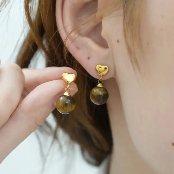 Wholesale 304 Stainless Steel Heart Shape PVD Coated 18K Real Gold Plated IG Style Sweet Simple Style Waterproof Non Tarnish Surgical Steel Hypoallergenic Dangling Earrings Ear Studs