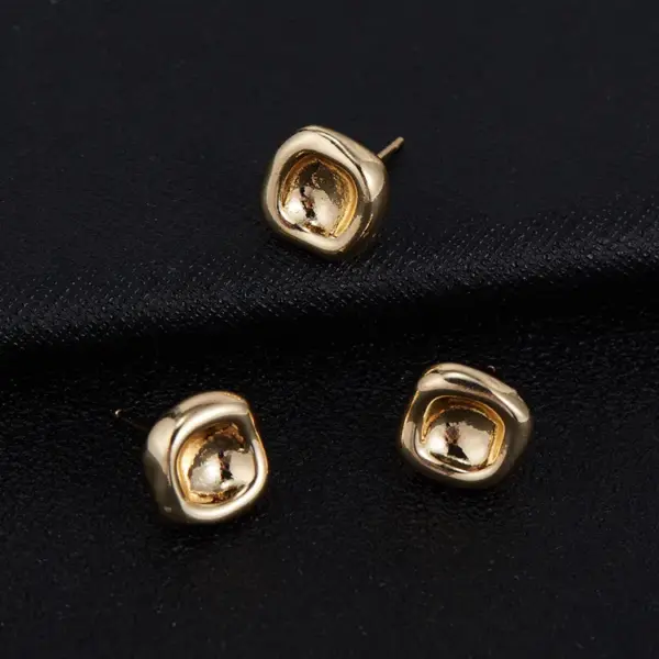 Wholesale Heart Shape Stud Earrings With 14K Real Gold Plated Copper And Zircon Inlay, Featuring 925 Sterling Silver Posts, Unisex Design