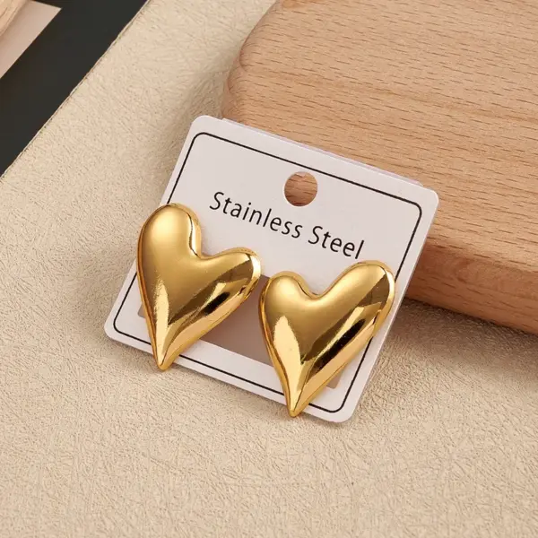 Wholesale Love Heart Shaped Stainless Steel 304 Earrings Electroplated Fashionable Casual Minimalist Style Women's Jewelry Accessories