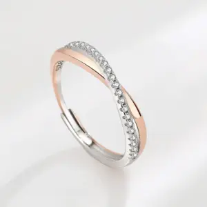 Female] / Adjustable Opening