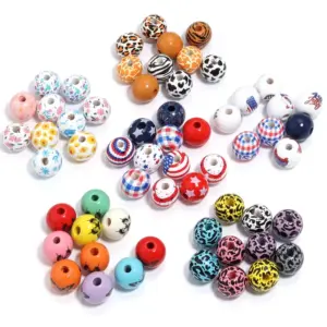 Wholesale Butterfly Printing Wood Beads, 10 PCS/Package, Available In Colour, Perfect For American National Day Crafts