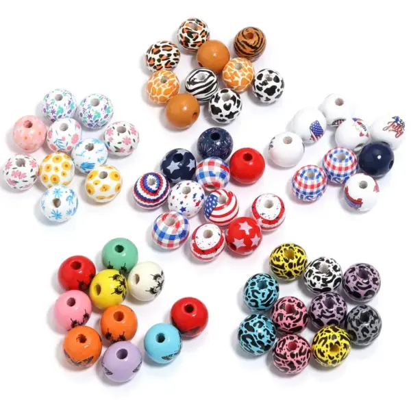 Wholesale Butterfly Printing Wood Beads, 10 PCS/Package, Available In Colour, Perfect For American National Day Crafts