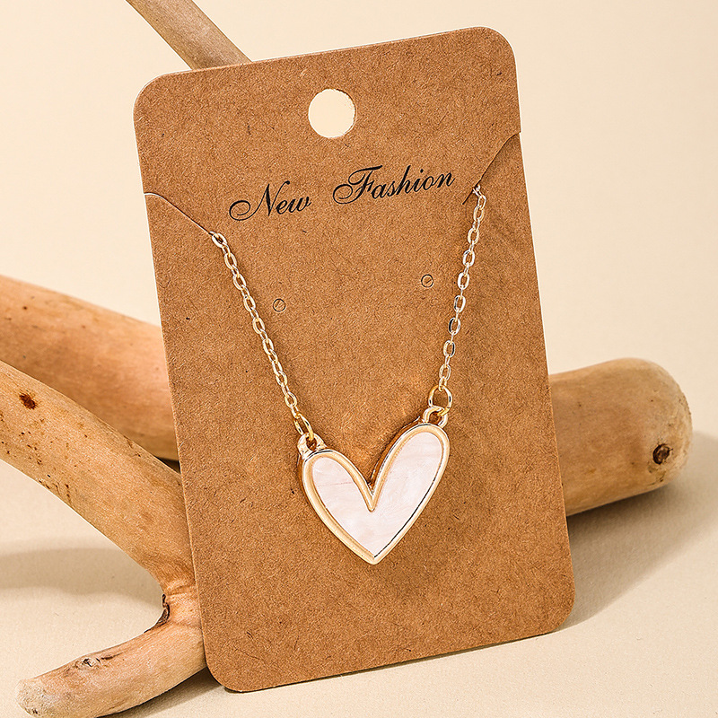 Wholesale European and American cross-border love women's pendant niche fashion simple personality all-match high-grade necklace jewelry
