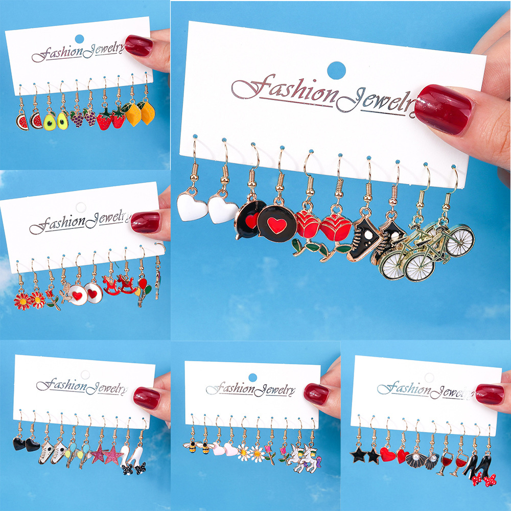 Wholesale Europe and the United States cross-border jewelry elegant fashion flower rose small daisy earrings love unicorn bee earrings