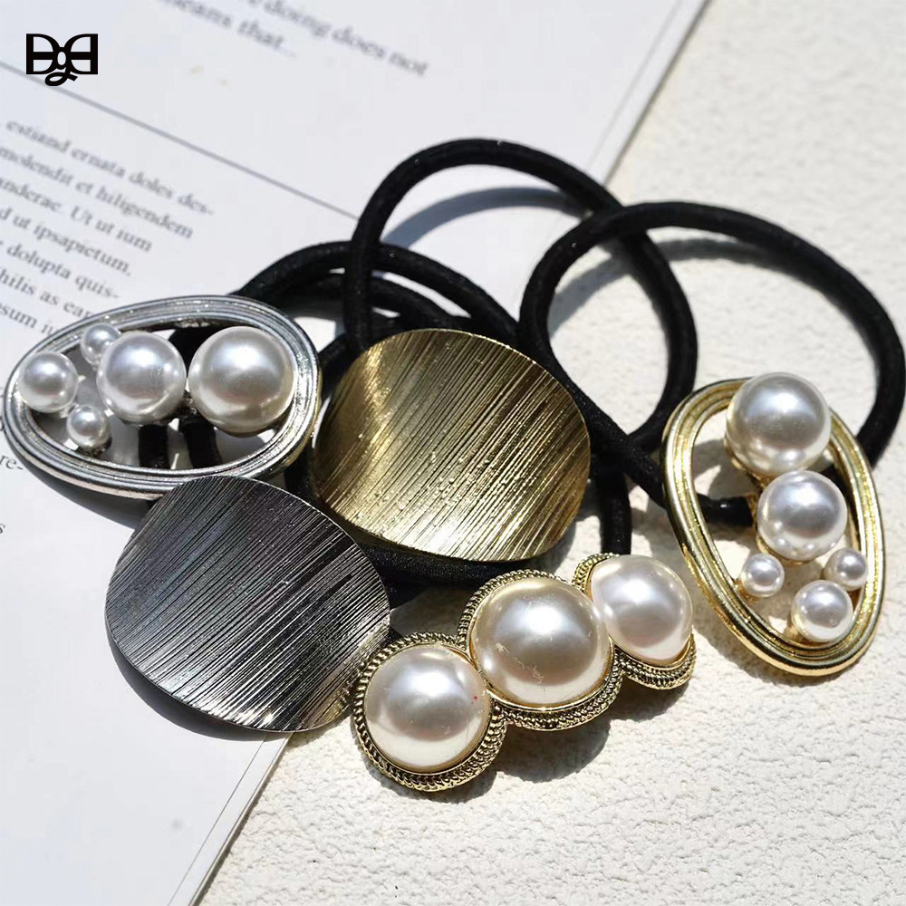 Wholesale Designer hair band Korean style French jewelry pearl headdress European and American metal hair rope hair accessories niche light luxury hai