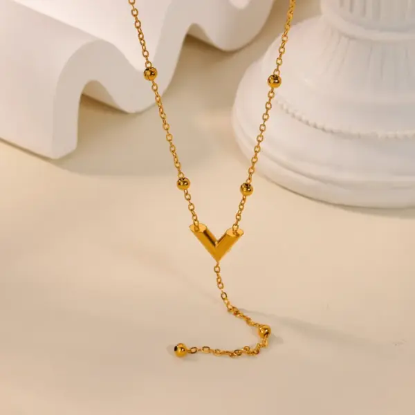 Wholesale 3pcs/set Victory V-shaped Jewelry Set 18K Gold Plated Waterproof Stainless Steel Necklace Earrings Bracelet Three-piece Set Simple Elegant Brand Style Jewelry Accessories Wholesale Christmas Birthday Gift Choice