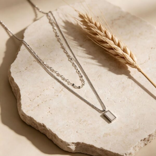 Wholesale Titanium steel double-layered small square pendant necklace with mother-of-pearl pendant; titanium steel colorfast, luxurious clavicle chain.