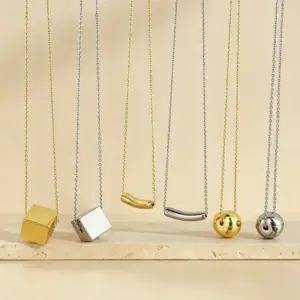 Wholesale Handmade Geometric Necklace For Women In Copper With 14K Real Gold Plated Water Plating And Handmade Chain