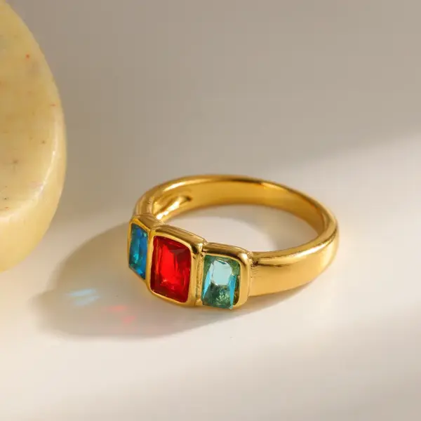 Wholesale 18K Gold Plated 304 Stainless Steel Vacuum Electroplated (In Furnace) Zircon Geometric Setting Gold Women's Ring