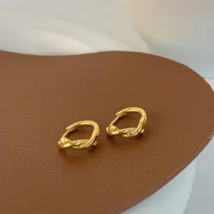 A-257 Gold Wave Earrings