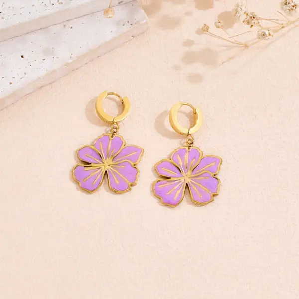 Wholesale Flowers Plasma Earrings For Women In 304 Stainless Steel With 18K Real Gold PVD Coated Plating And 0.03µm Thickness