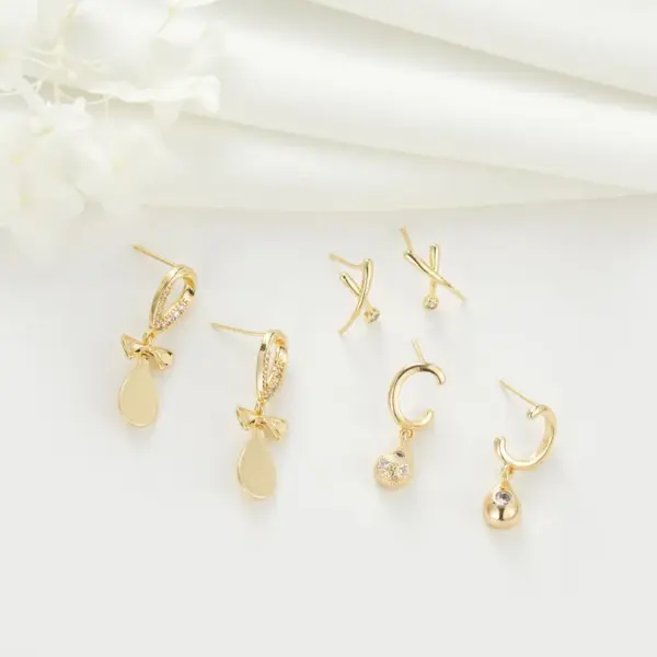 Wholesale Geometric Stud Earrings For Women With 925 Sterling Silver Posts, Waterproof Non Tarnish Copper, 14K Real Gold Plated And Zircon Inlay