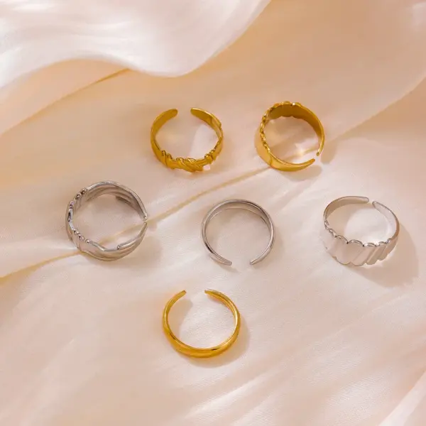 Wholesale Titanium Steel Ring Elegant Niche High-End Design Sense Ring Versatile Open Ring Wholesale Vacuum Electroplating 18K Real Gold Snake