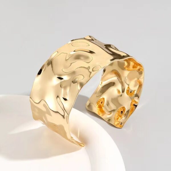 oly-6b73bd36f22fe9f8796624c1a2ea6c1e Wholesale Bracelets, Fashionable Exaggerated Flowers and Leaves, Wide Version, Hammered Pleats, Personalized Bracelets, Metal Bracelets