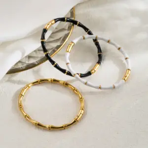 Wholesale 304 Stainless Steel Color Block Vacuum Plating Golden Plated Modern Style Simple Style Enamel Bangle