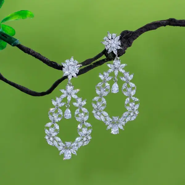 Wholesale Water Plated White Gold Rhodium Plated Inlaid Zircon Long Flower Shape Women's Vintage Copper Material Waterproof Non-Fading Wedding Earrings