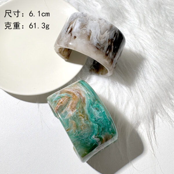 oly-6ca7241b9c1ceeb04413ac9c01f69a21 Wholesale Dyed Oil Painting Oval Open Ring Wide Version Resin Bracelet Ig Stacked Bracelet