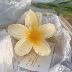 8#Yellow plumeria