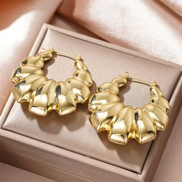 Wholesale Three-dimensional Geometric Earrings For Women In Copper With KC Golden Water Plating And 0.03µm Thickness